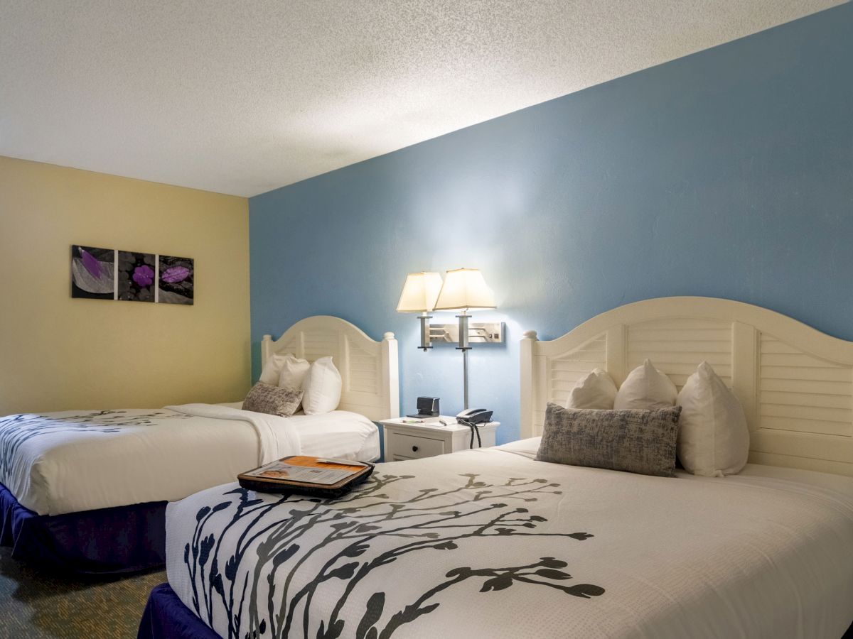 Ocean Sands Beach Inn & Suites